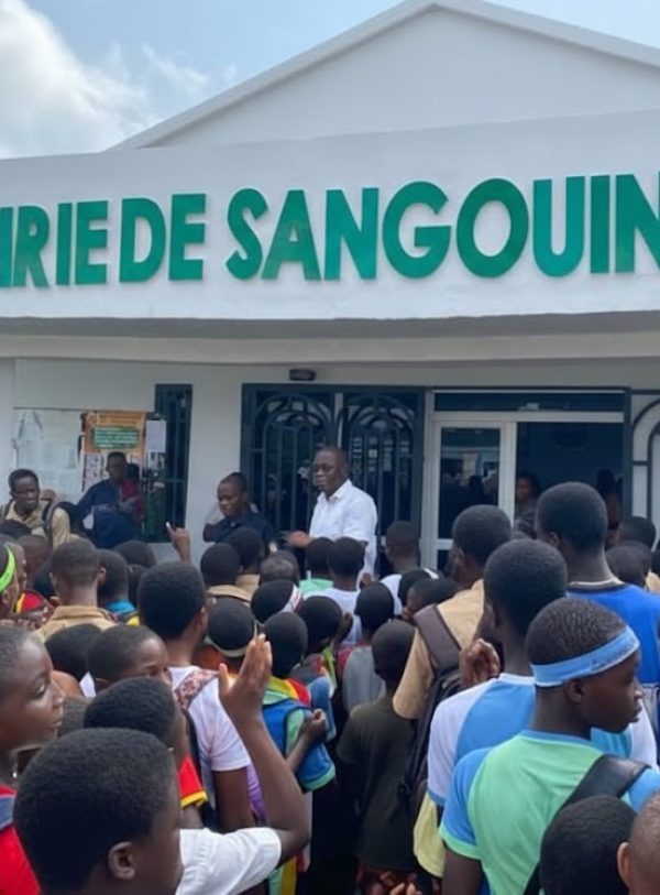 mairie-sangouinet